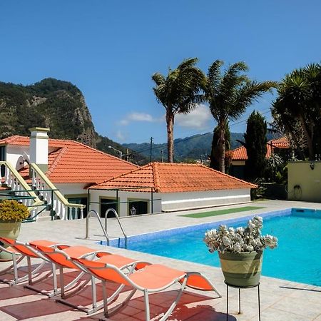Guestready - Hikers Haven Hotel Sao Roque Do Faial Bagian luar foto
