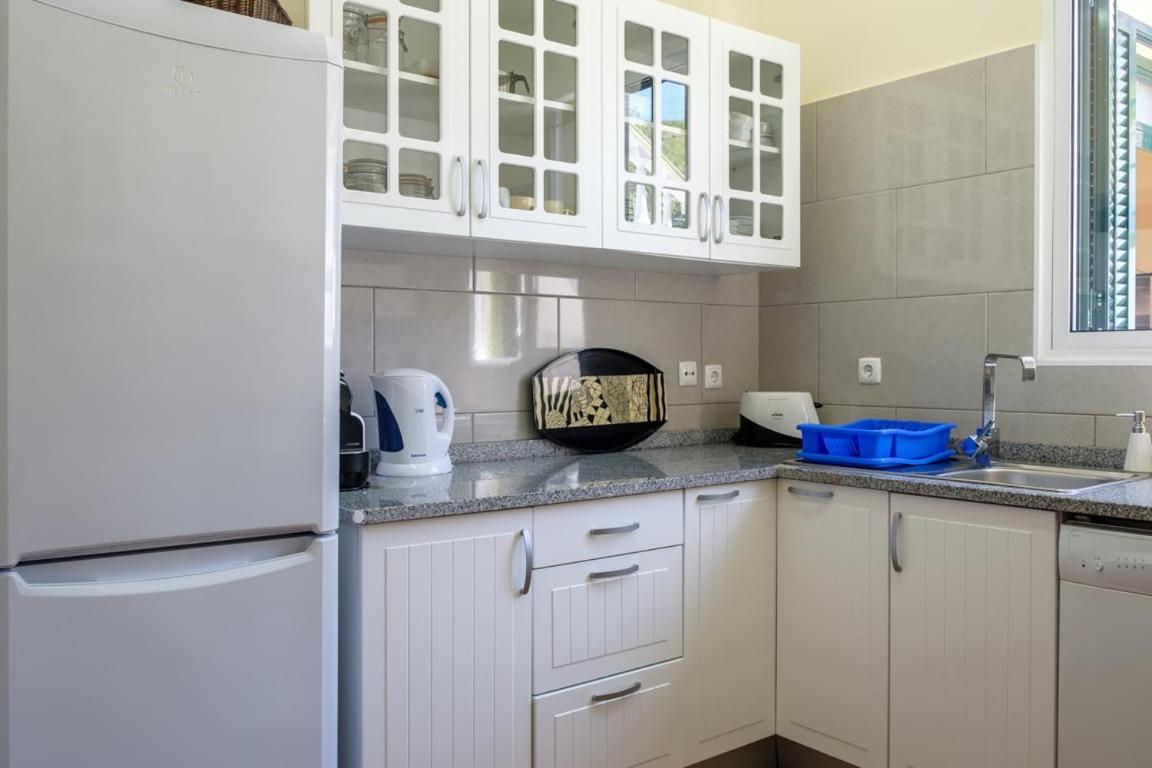 Guestready - Hikers Haven Hotel Sao Roque Do Faial Bagian luar foto