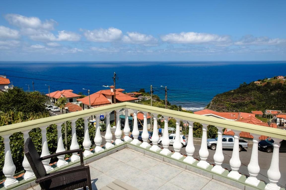 Guestready - Hikers Haven Hotel Sao Roque Do Faial Bagian luar foto